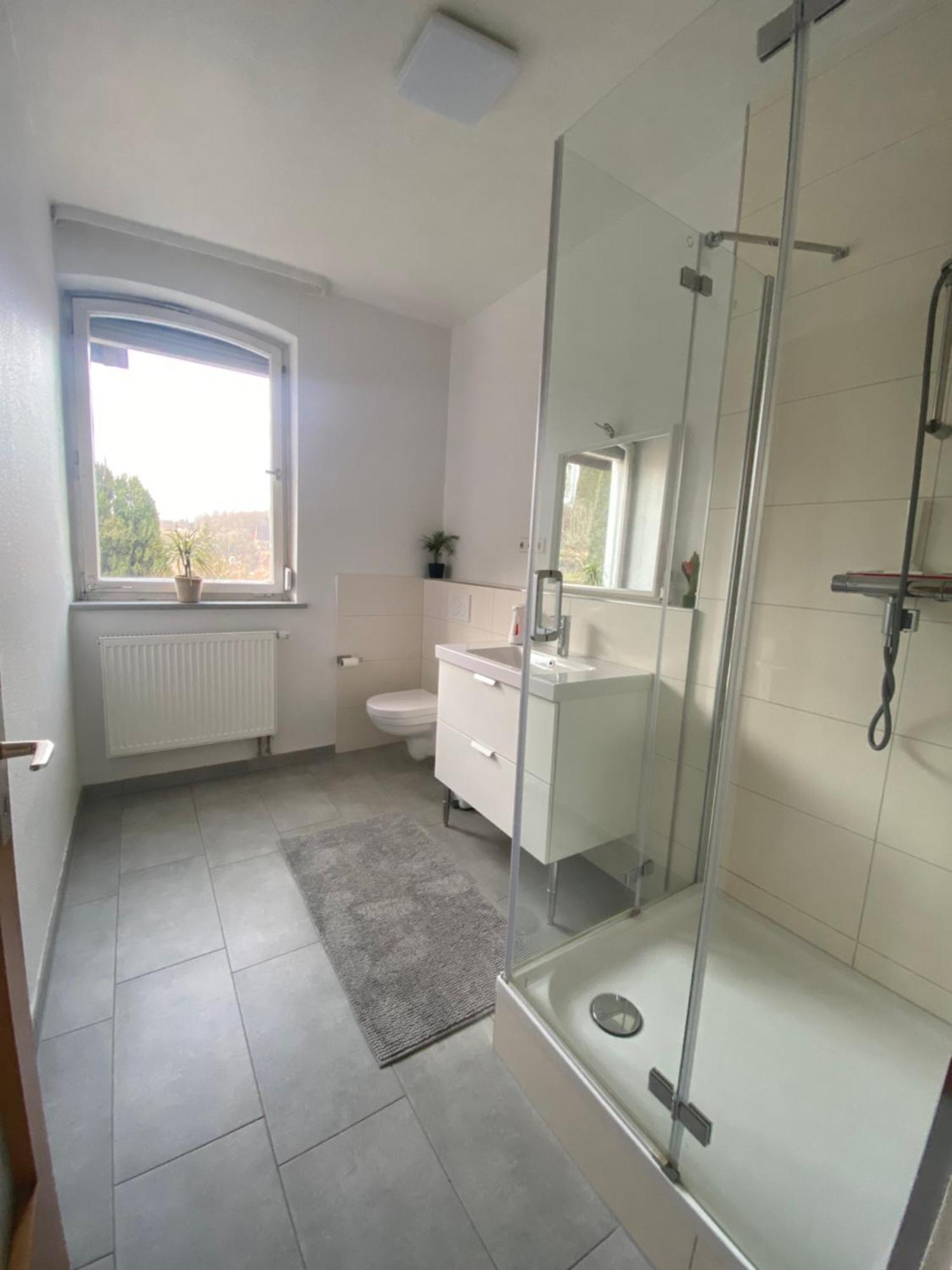 Bluestone Appartments 25Qm Free And Near Parking Blaustein Extérieur photo